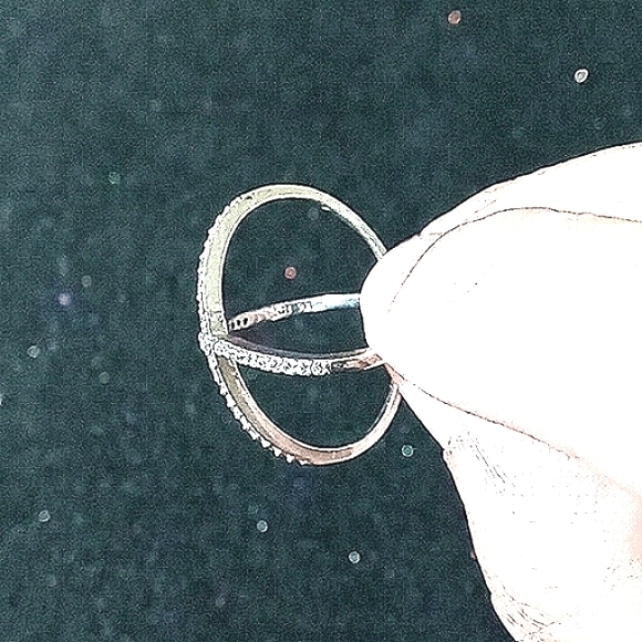 CZ Sterling Silver X Criss Cross Ring - Picture 9 of 9